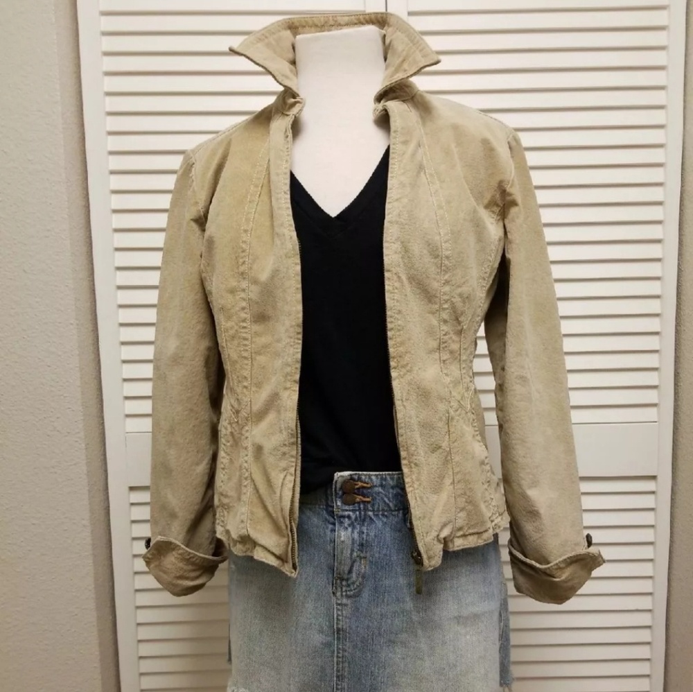 🔥SALE! Beige 100% Suede Zip Front Jacket